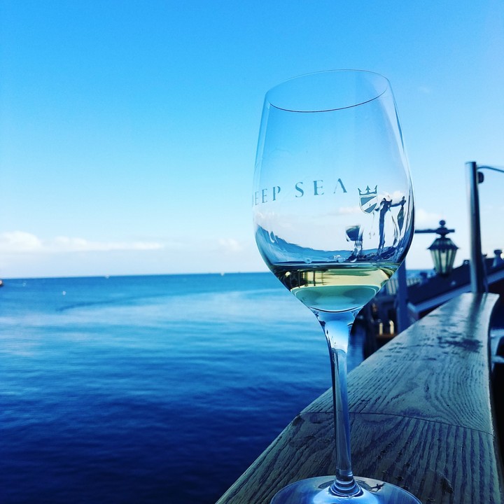 wine glass