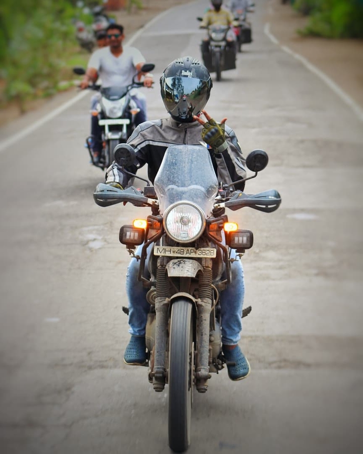 royal Enfield himalaya