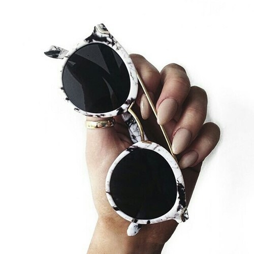Sun glasses