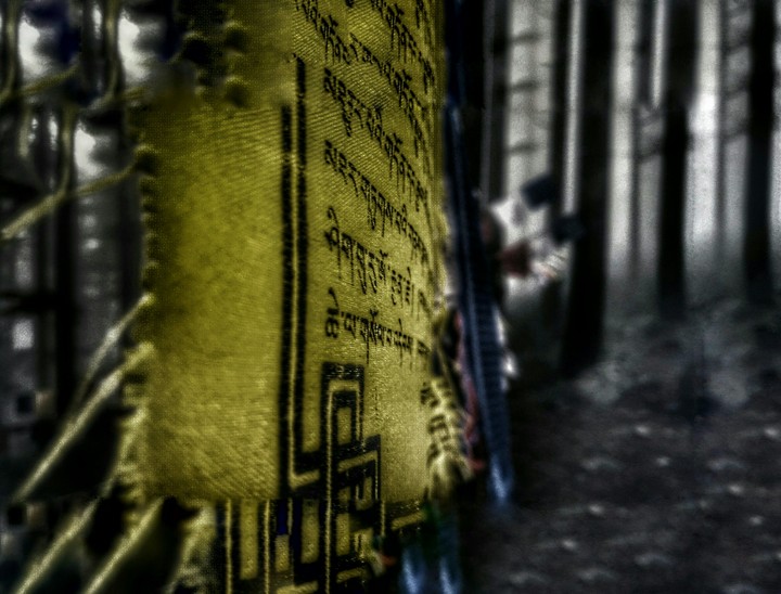 bhudhist prayer flag