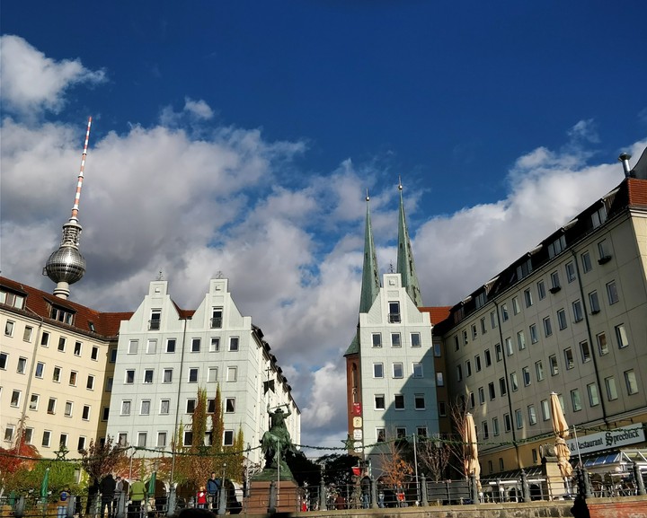 Buildings reaching sky !!