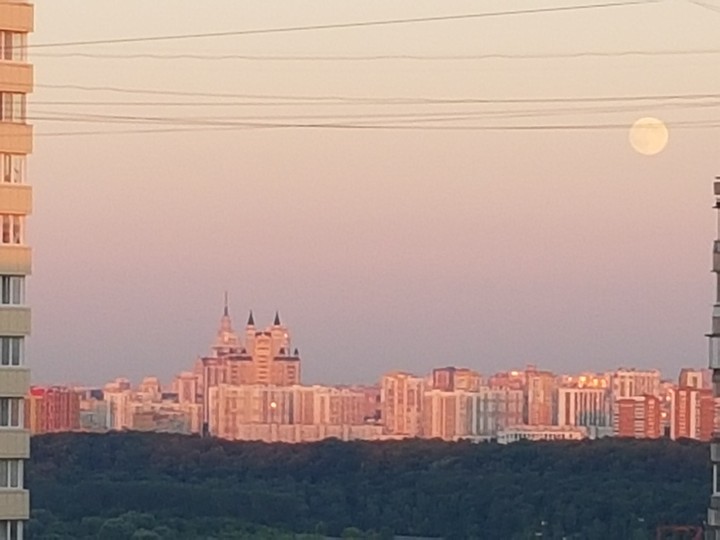 провода...луна