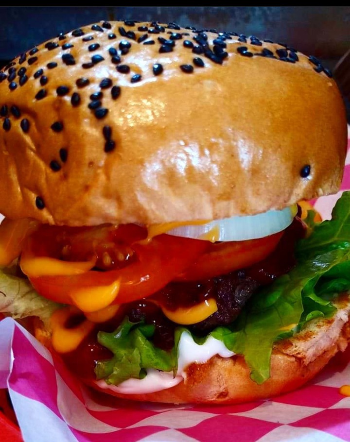 WOW BURGERS!