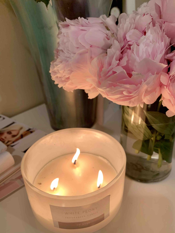candle atmosphere