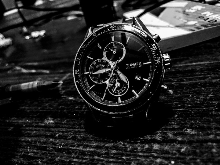 Ticking away the moments that make up the dull day..