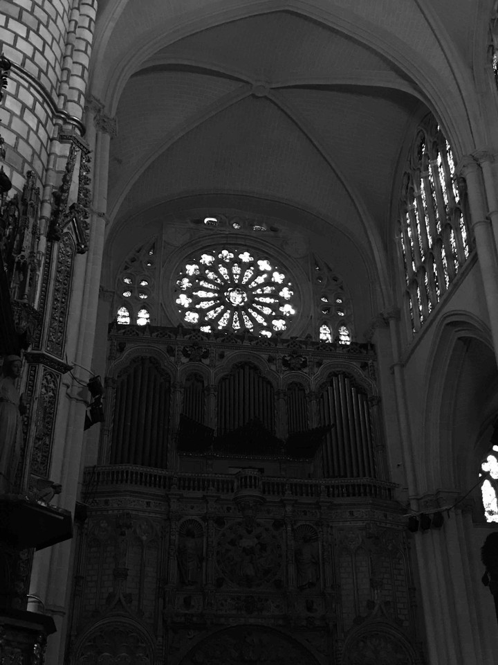B/W church