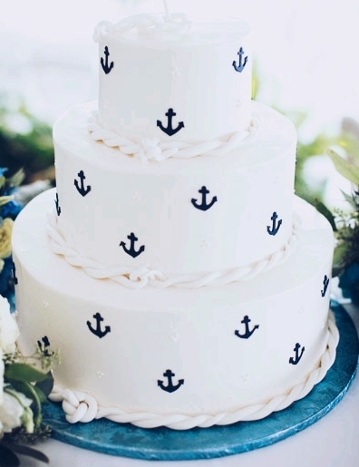 Nautical Cake: Anchors Away