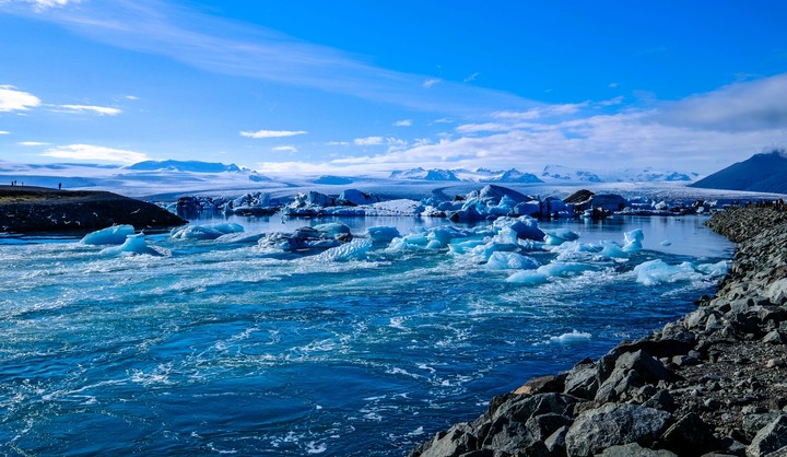 seen of glacier