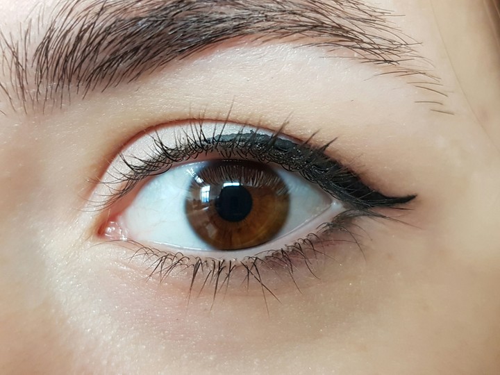 beautiful eye macro