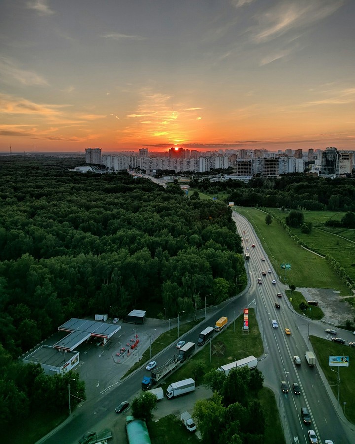 Закат на Планерной