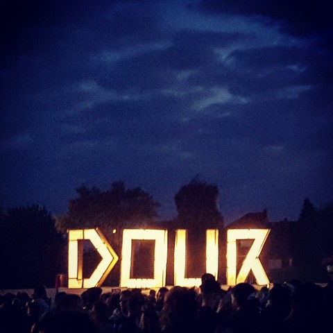 Dour !