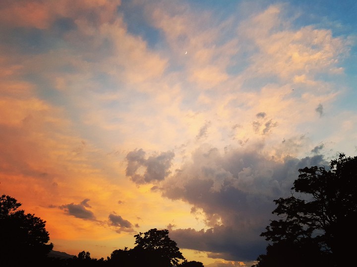 uplistsikhe sky