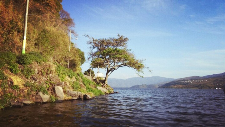 Lago de Amatitlan Guatemala
