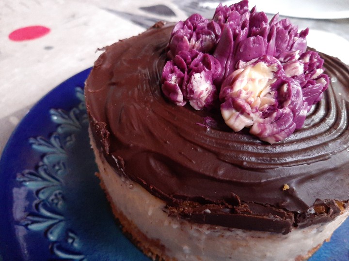 cake with flowers