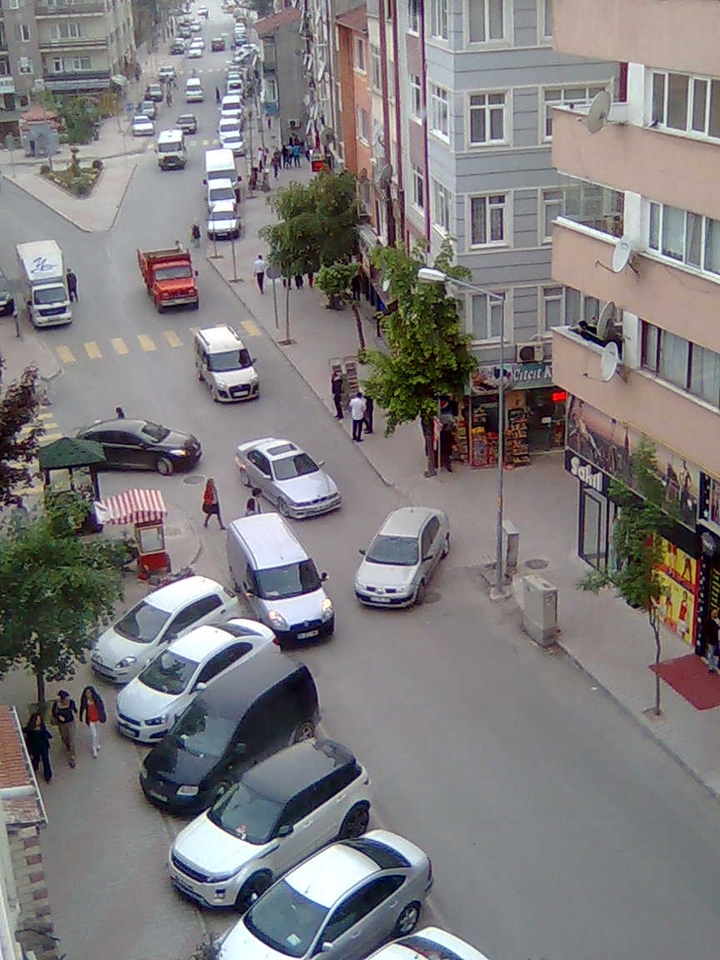 cumhuriyet caddesi bolu
