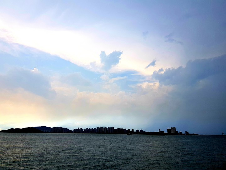 sea&sky&city