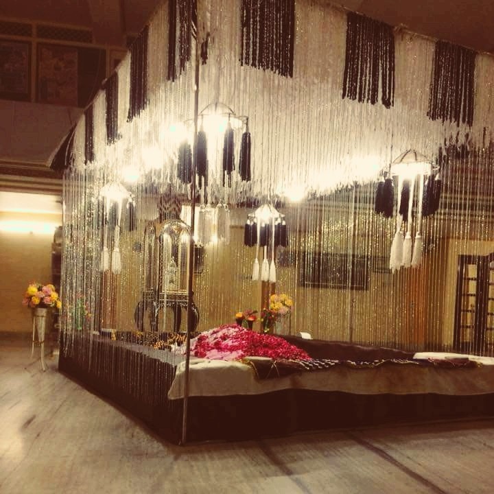 The Holy court of Huzoor Tajush'shariah ﺭﺿﻲ ﺍﻟﻠﻪ ﺗﻌﺎﻟﯽٰ ﻋﻨﻪ
