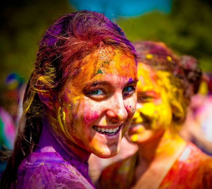 holi