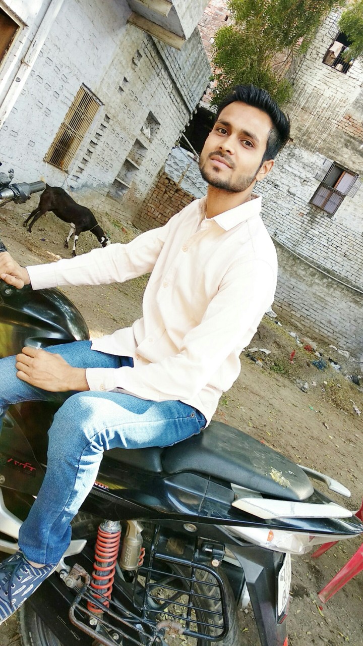 maddy √√