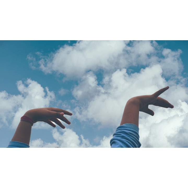 Hands