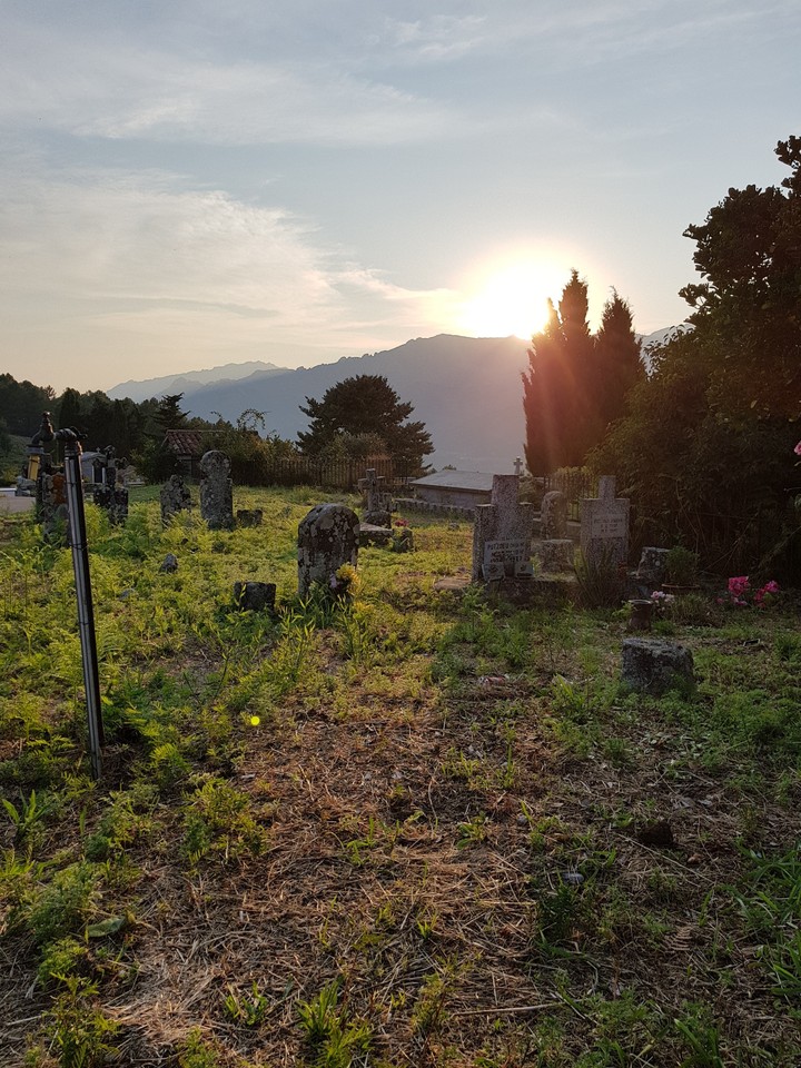 Cimetière Corse à Aullène.