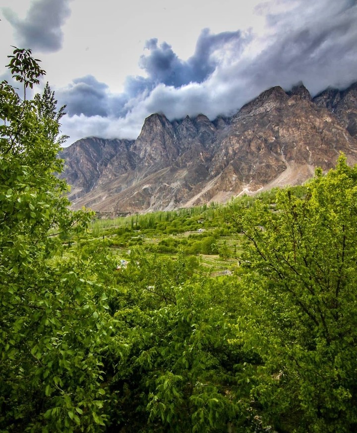 PAKISTAN'S BEAUTY