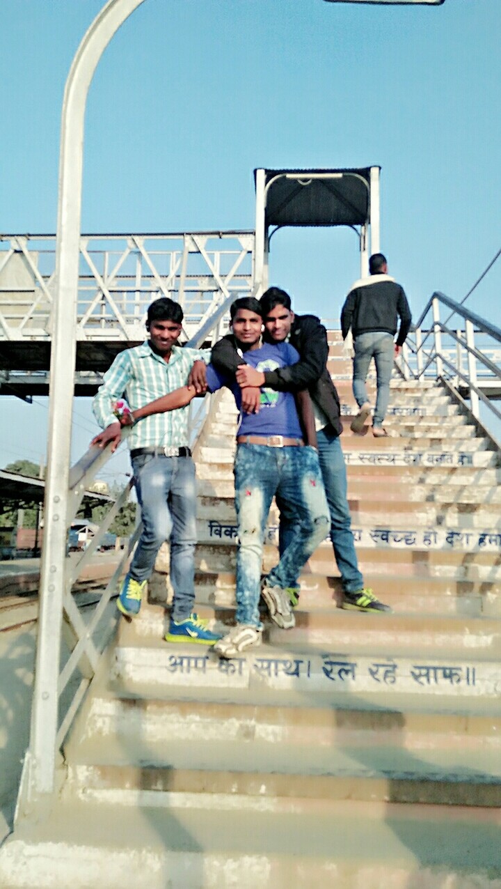 vivek raj