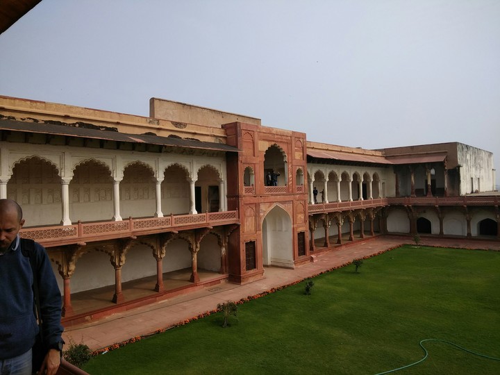 Interior building of Agra Fort