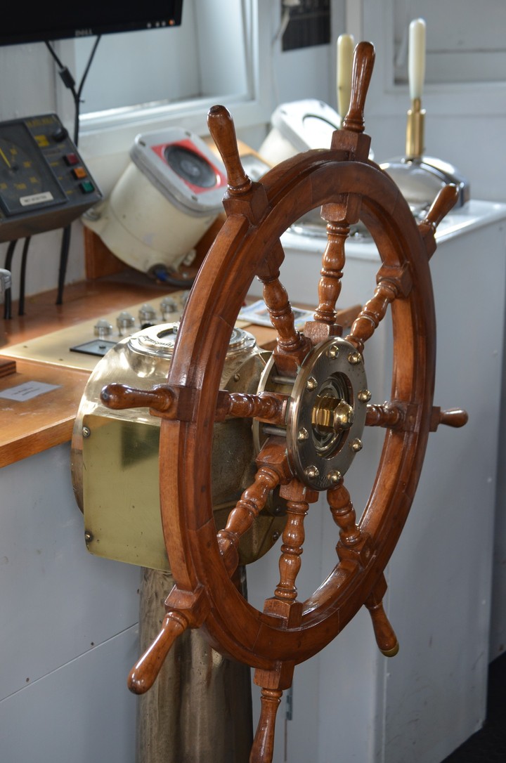 Steering wheel