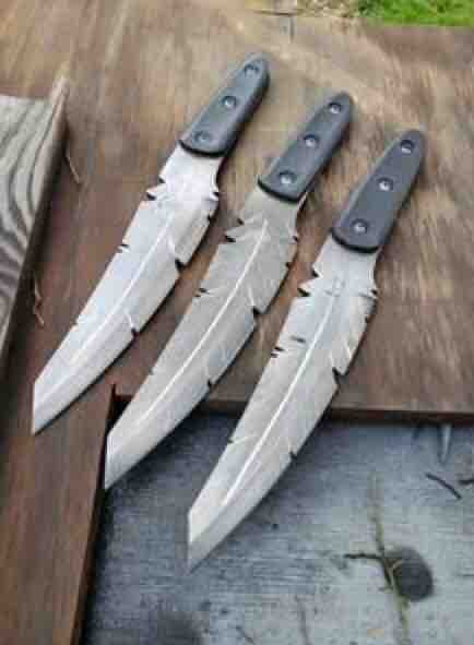 Throwing knifes