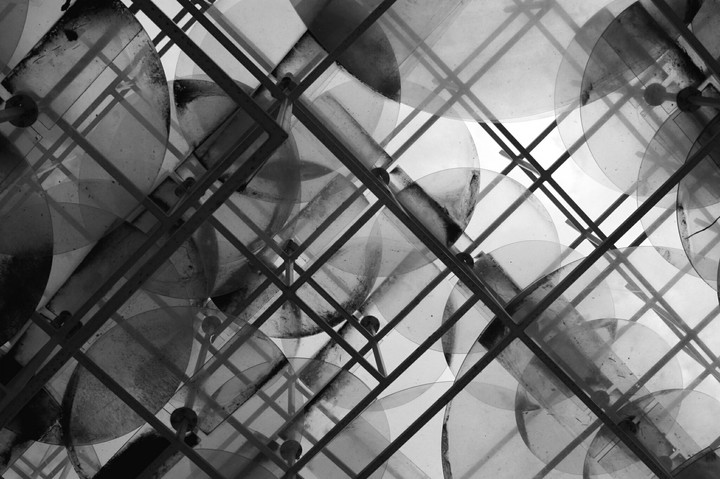 B/w