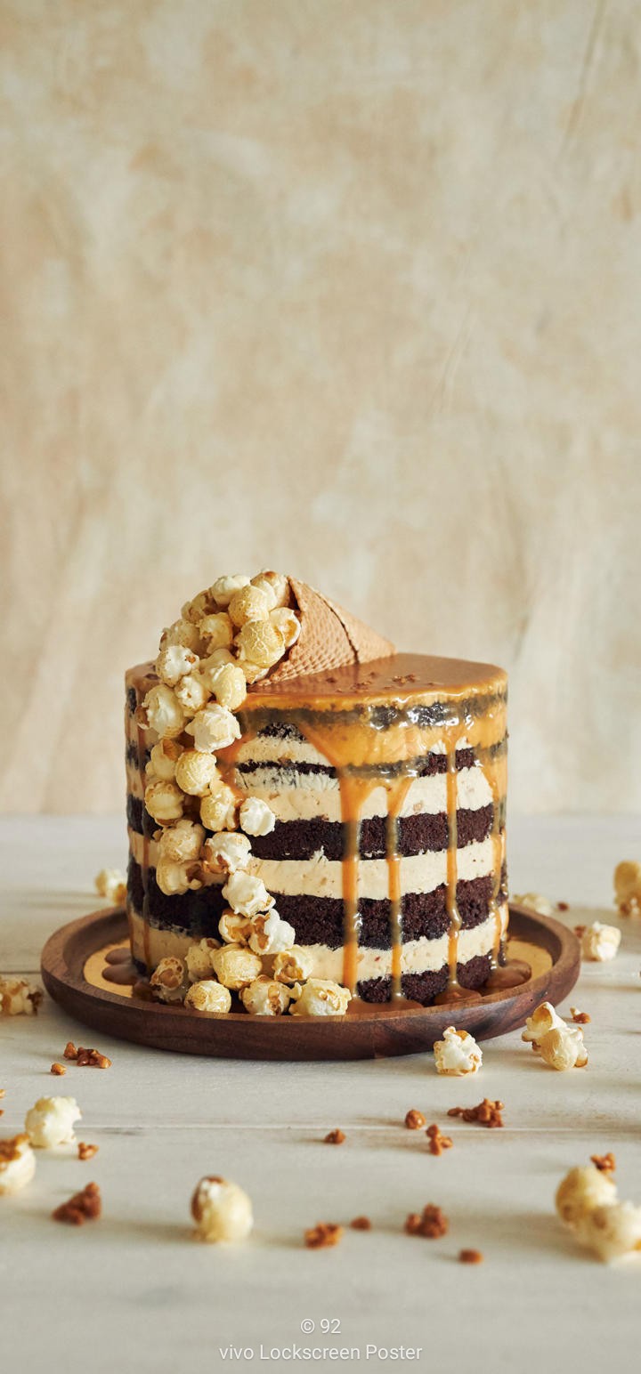 Carmel popcorn cake