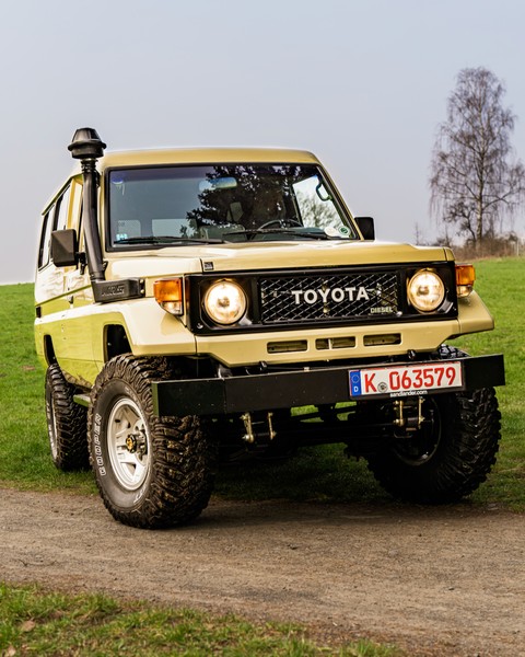 Hood, Wheel achtergronden