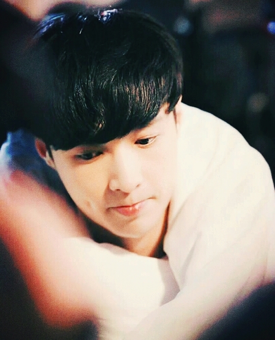 lay≧﹏≦