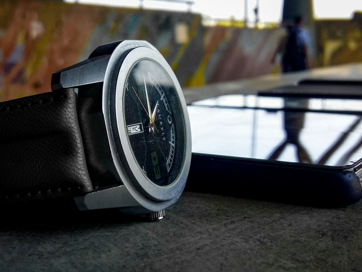 #laurels#wrist_watch#