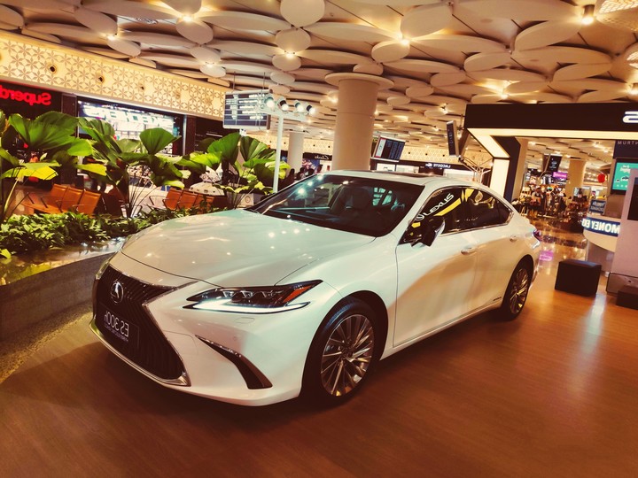 lexus