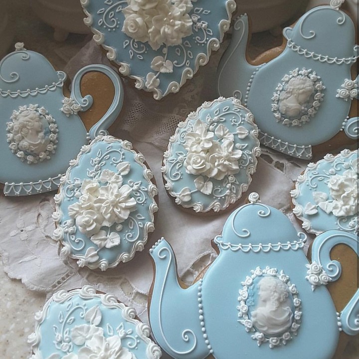 Decorated gingerbread