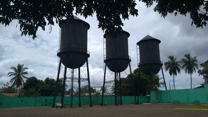 As 3 Caixa da Água praça.