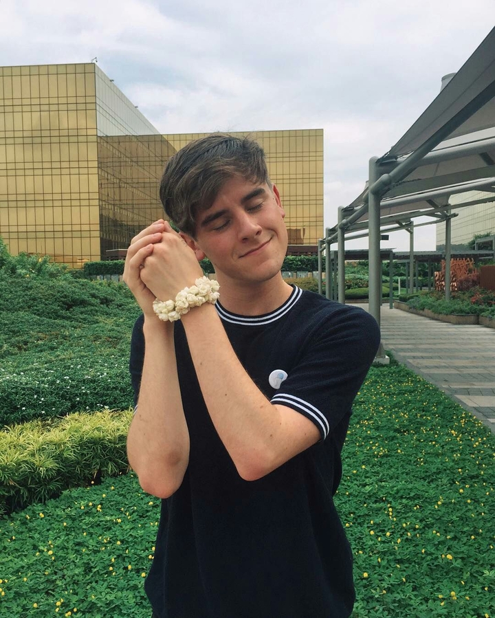Connor franta 