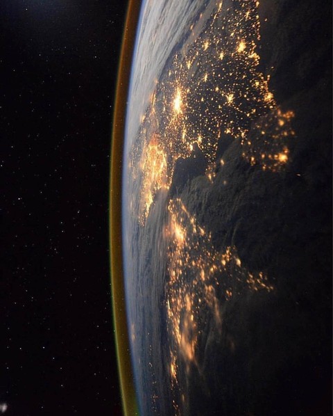 ταπετσαρίες earth, planet