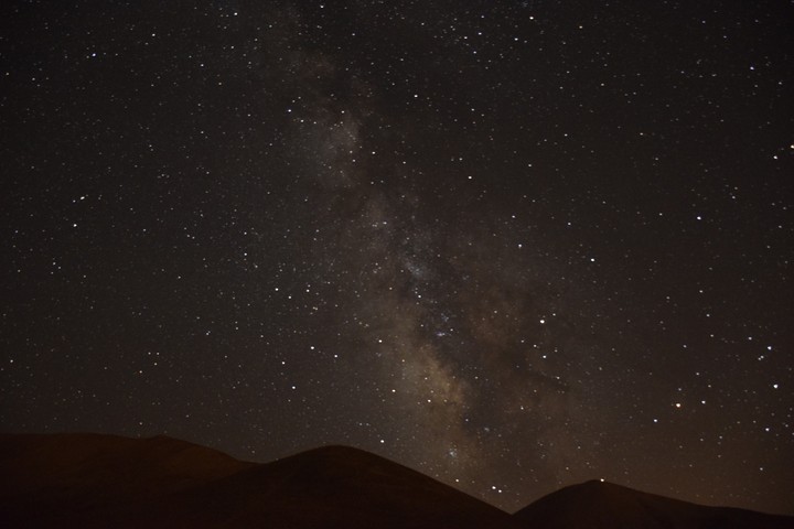 milky way beyond mountain(with no edit or photoshop!)