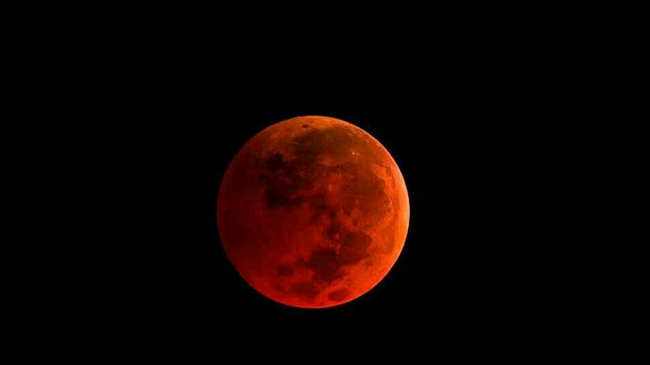 the lunar eclipse