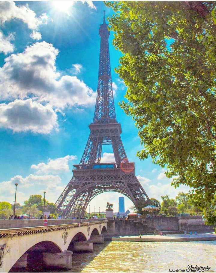 tour eiffel