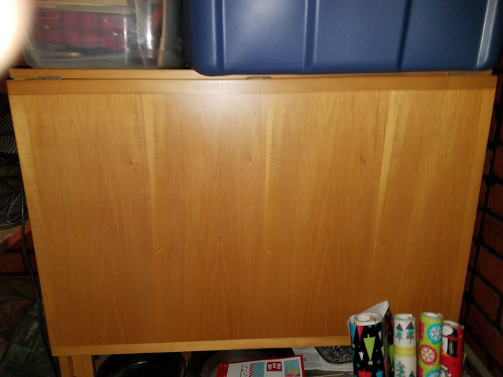 sewing machine with cabinet