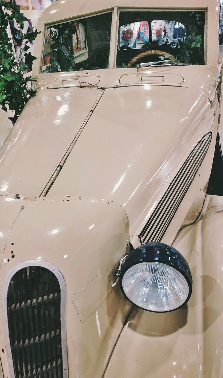 Old car