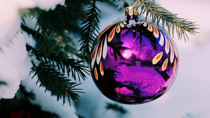 Christmas_decorations