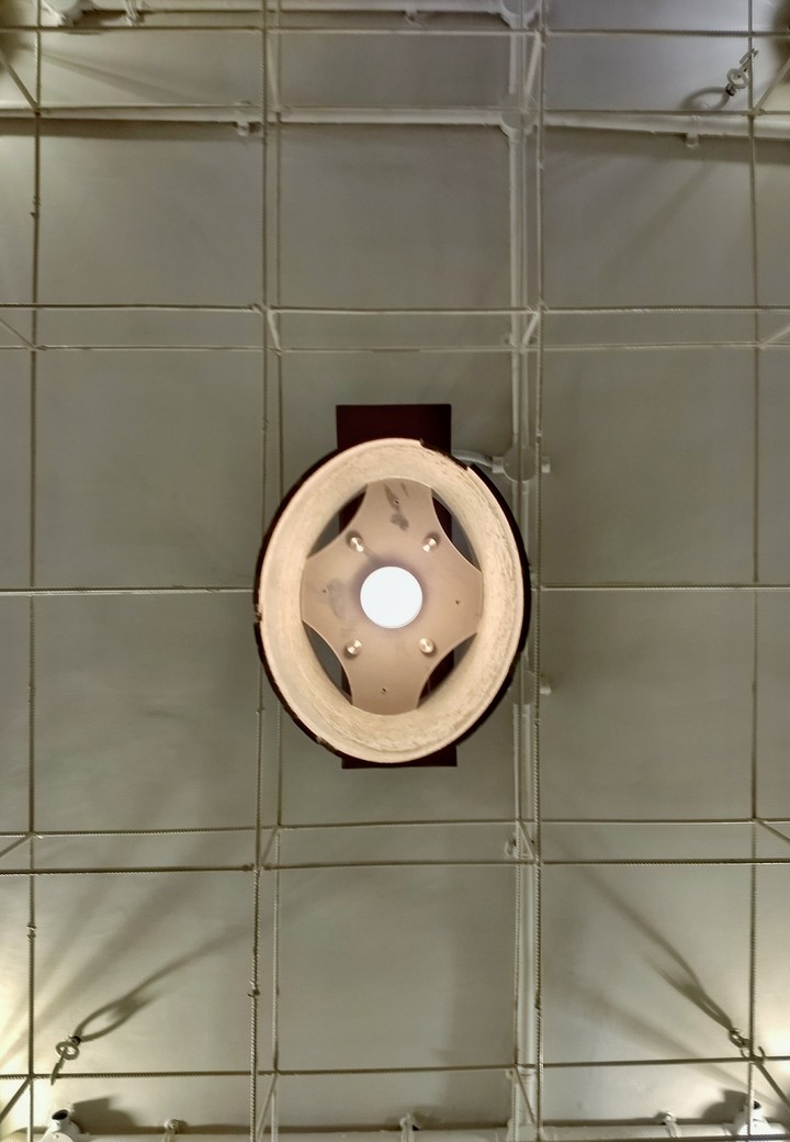Unusual ceiling with Great Shadoie effect