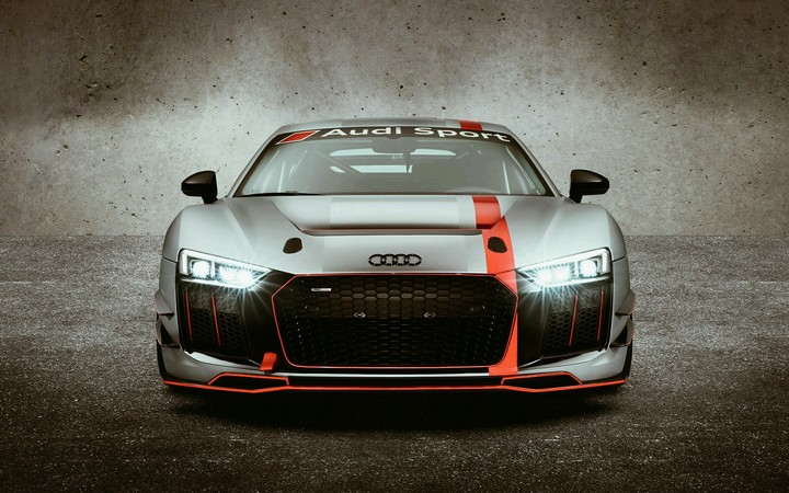 audi R8