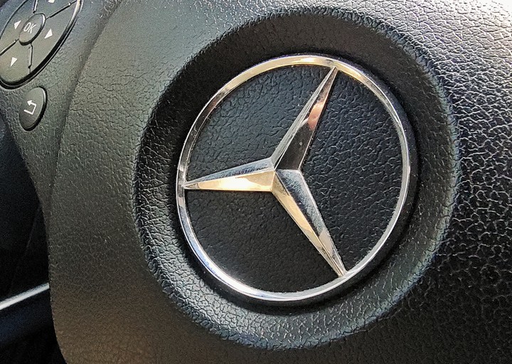 Mercedes Benz