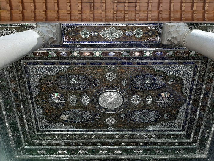 narenjestan qavam iran